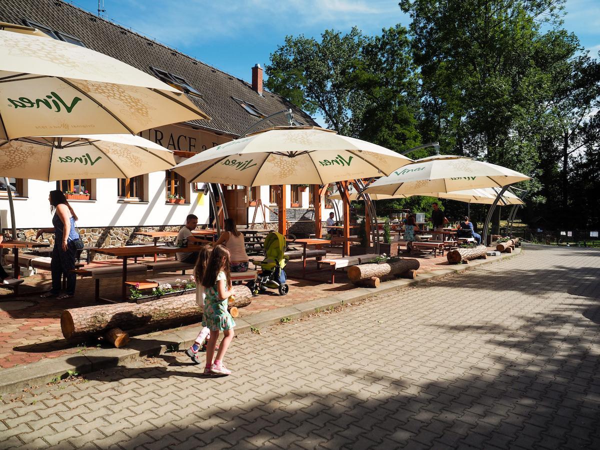 Penzion U Lavky Kvetnice Exterior foto